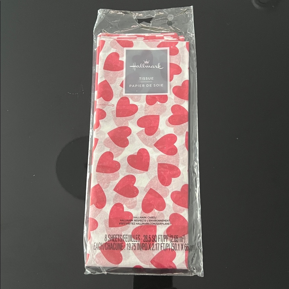 8 NEW Sheets Valentine Red Hearts Tissue Paper Papier de soie